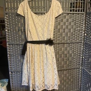 Cream Lace Party Dress-Plus Size